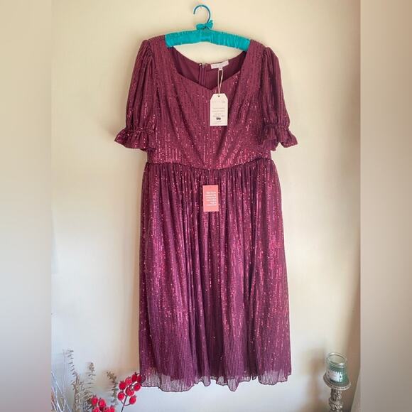 Ivy City Co Clara Dress in Plum Sequins plus size 2x new with tag sparkly - Picture 2 of 7
